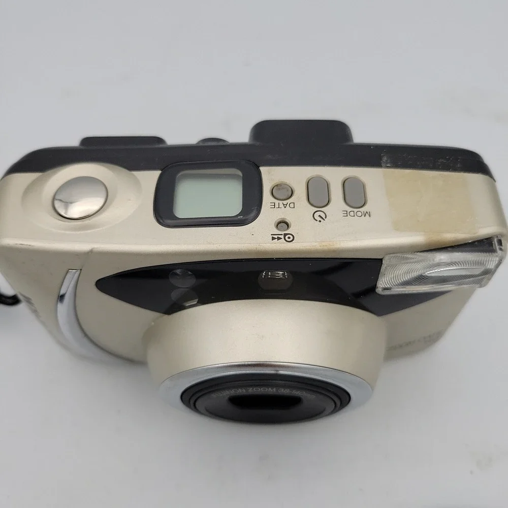 FUJIFILM Zoom Date 140 38-140mm Fujinon Lens 35mm Film Camera Gold